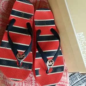 Michael Kors flip flaps